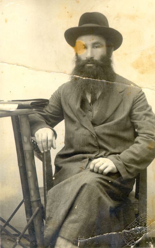 יצחק גרינוולד בצעירותו_20200610105651.796.jpg